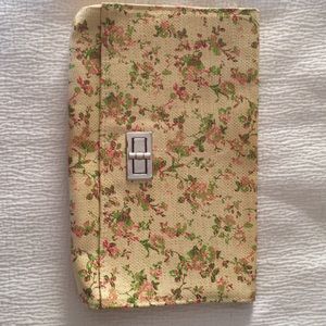 Flower Clutch